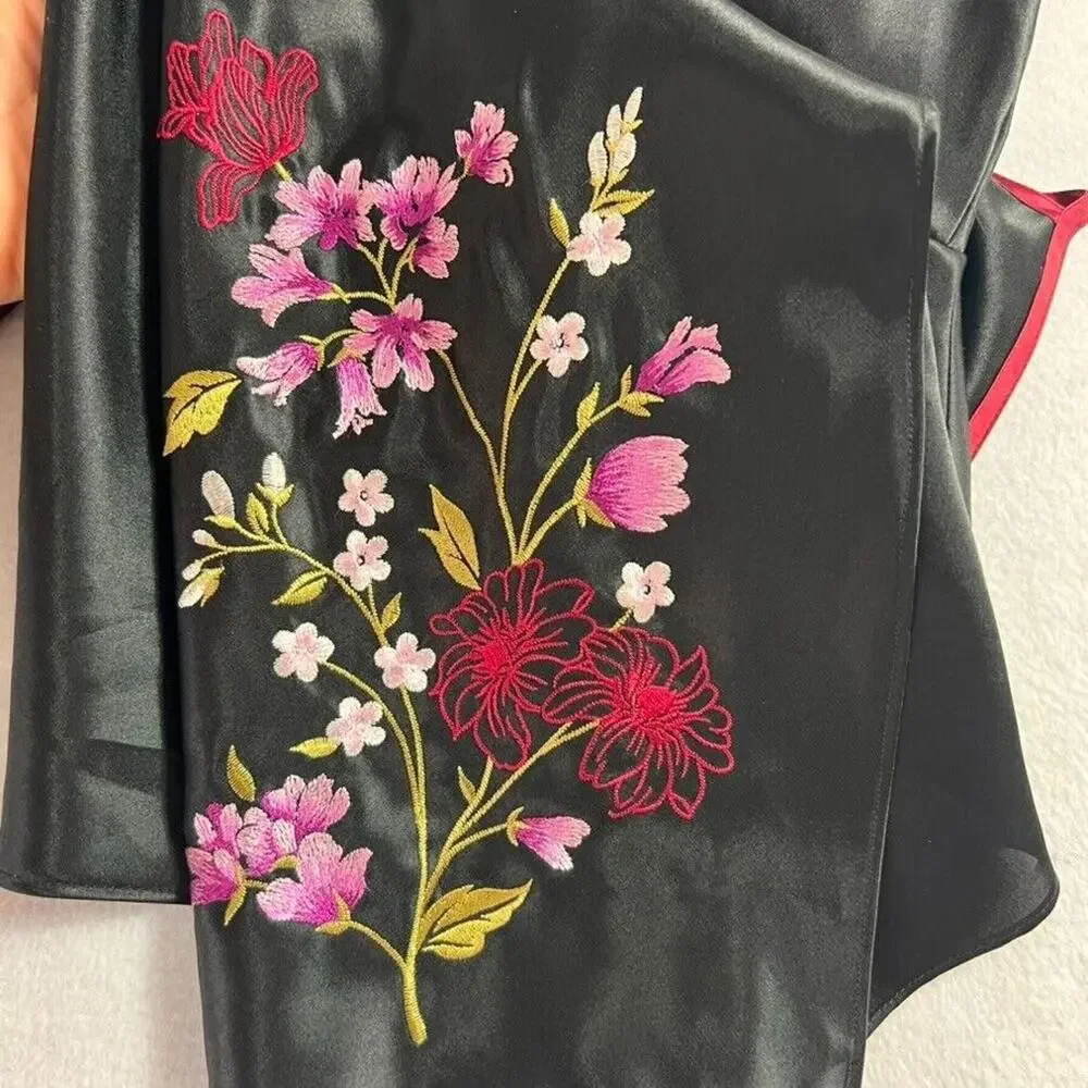 Valerie Stevens Dress Women L Black Liquid Satin Full Slip Floral Embroidery Vtg